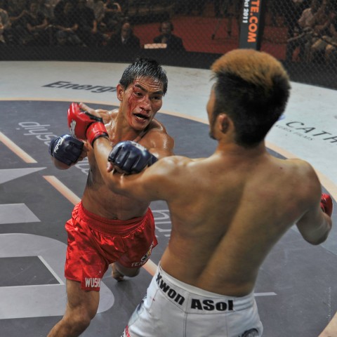 ._00_Eduard Folayang 3 (Small)