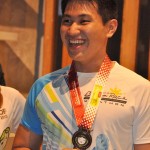 AffiniTea-Brown-Race-Marathon-Finishers-Shirt-Medal