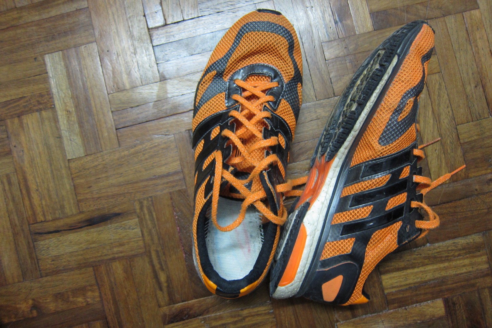 5 Signs that it’s time to retire your Running Shoes Pinoy Fitness