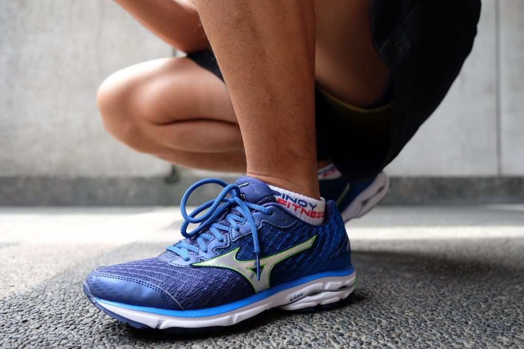 mizuno wave rider 19