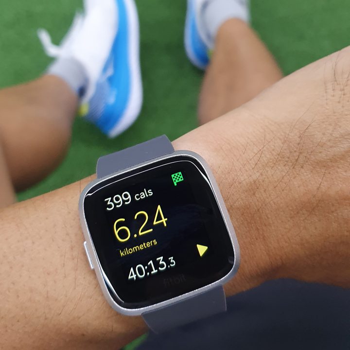 versa lite heart rate