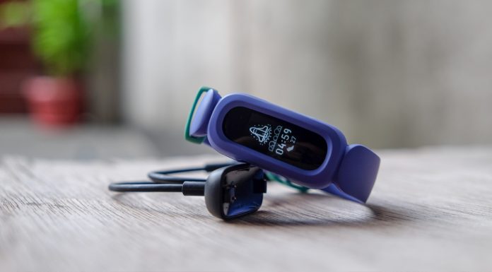 Top 3 Reasons to get your kid a Fitbit Ace 3